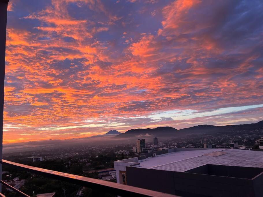 Apartamento Con Impresionante Vista En La Cuidad * San Salvador