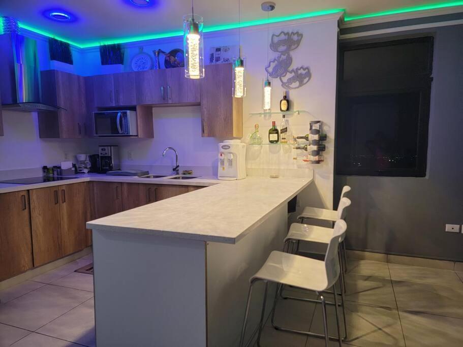 Apartamento Con Impresionante Vista En La Cuidad Apartment *